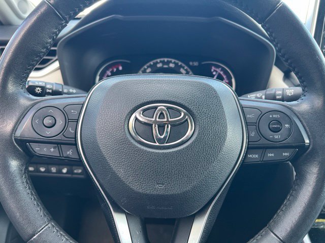 Used 2021 Toyota RAV4 Limited AWD/4WD image 23