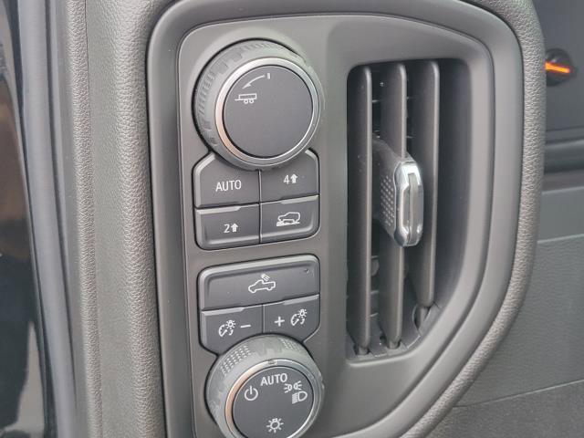 Used 2026 Chevrolet Silverado 1500 Custom w/ Turbomax Blackout Package AWD/4WD image 9