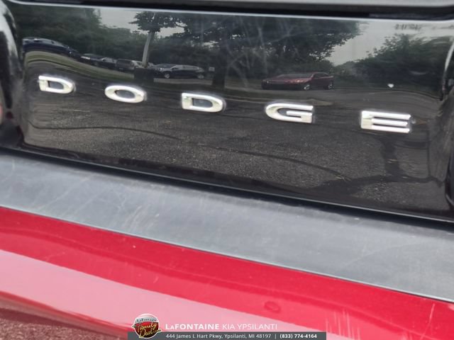 Used 2017 Dodge Challenger R/T w/ Cold Weather Group RWD image 9
