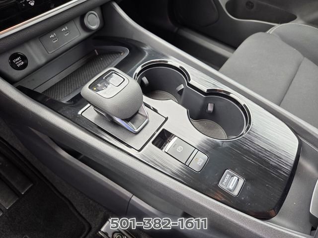 Used 2026 Nissan Rogue S FWD image 24