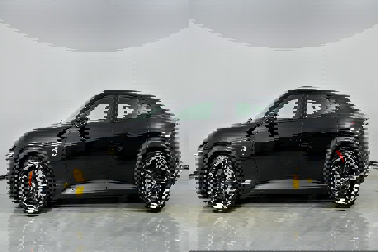Used 2025 Ferrari Purosangue image 9