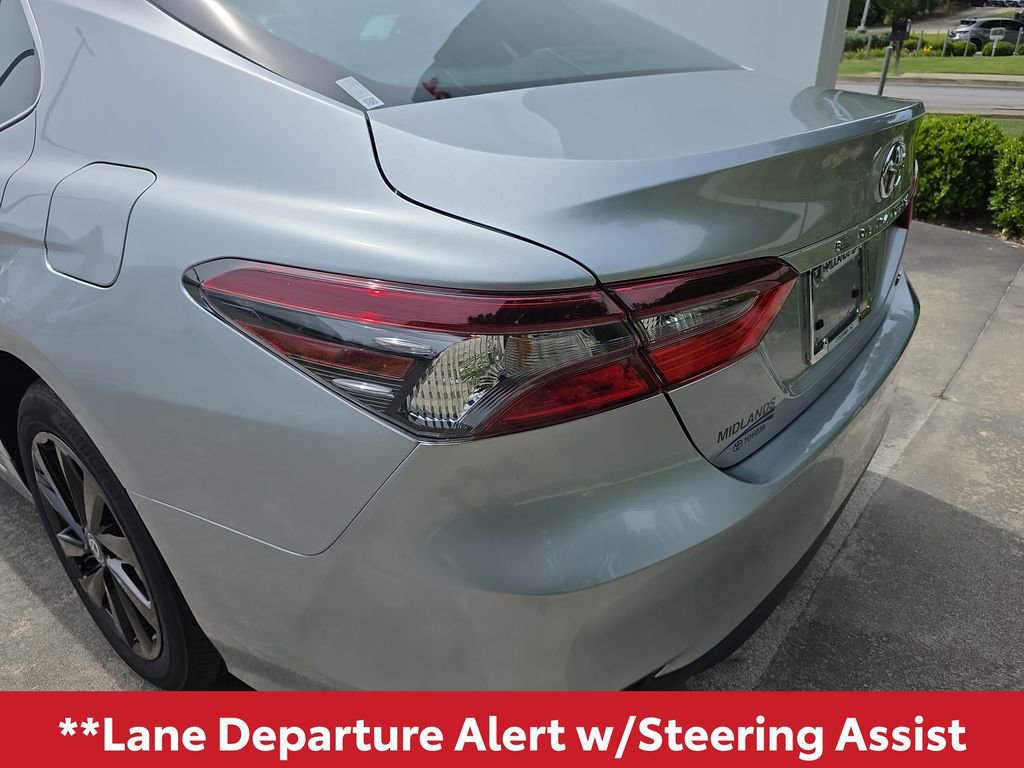 Used 2024 Toyota Camry LE FWD image 9