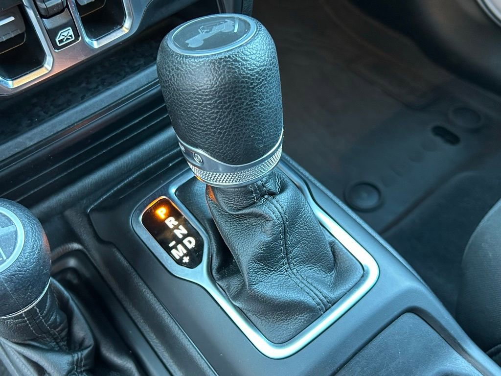 Used 2022 Jeep Wrangler Unlimited Sport image 30