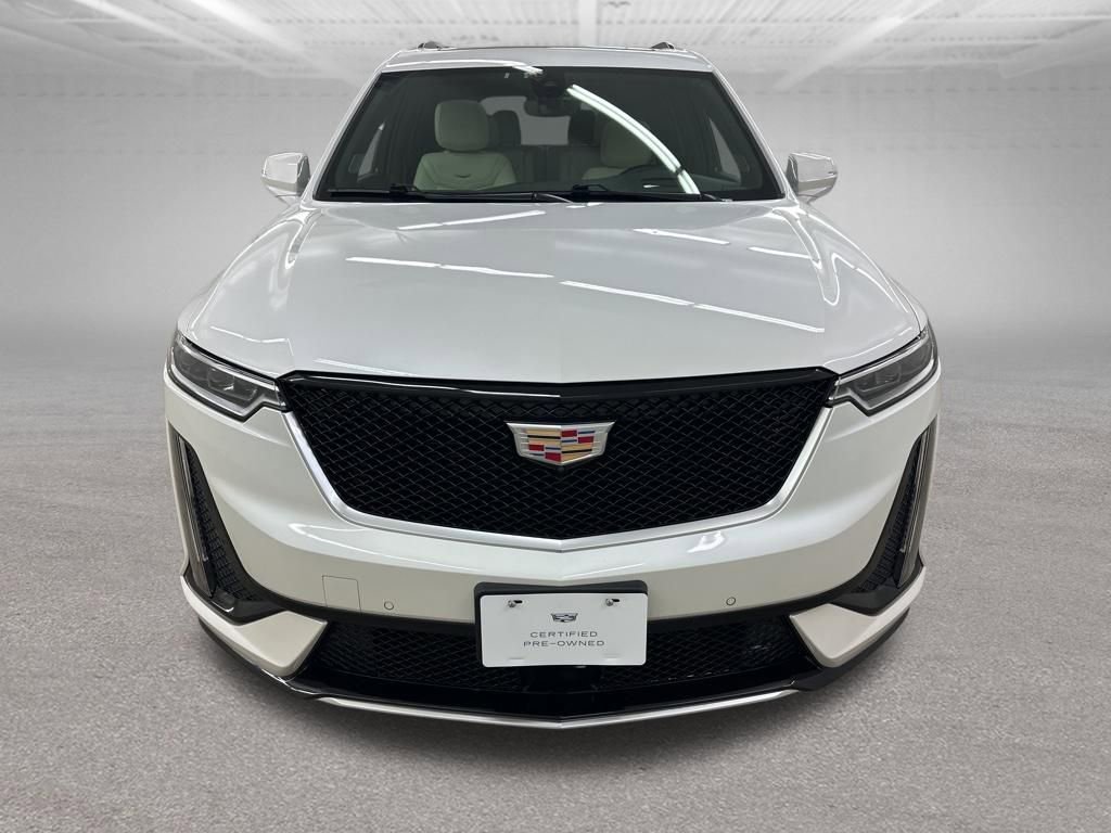 Certified 2025 Cadillac XT6 Sport w/ Technology Package AWD/4WD image 3