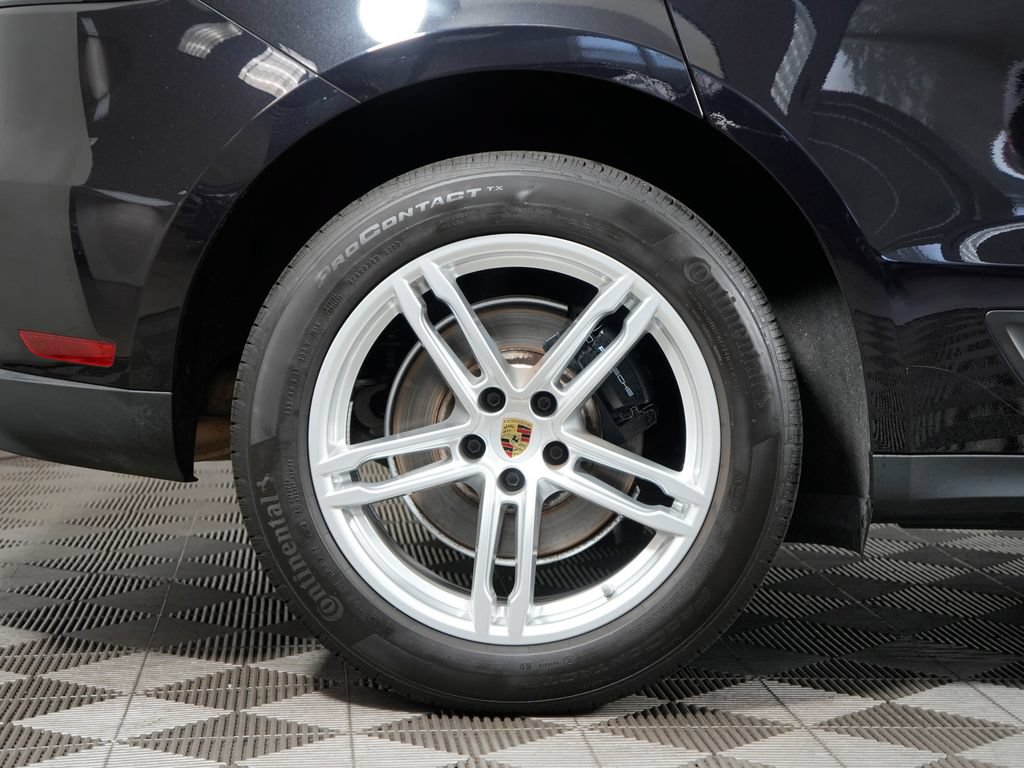 Certified 2024 Porsche Macan w/ Premium Plus Package AWD/4WD image 15