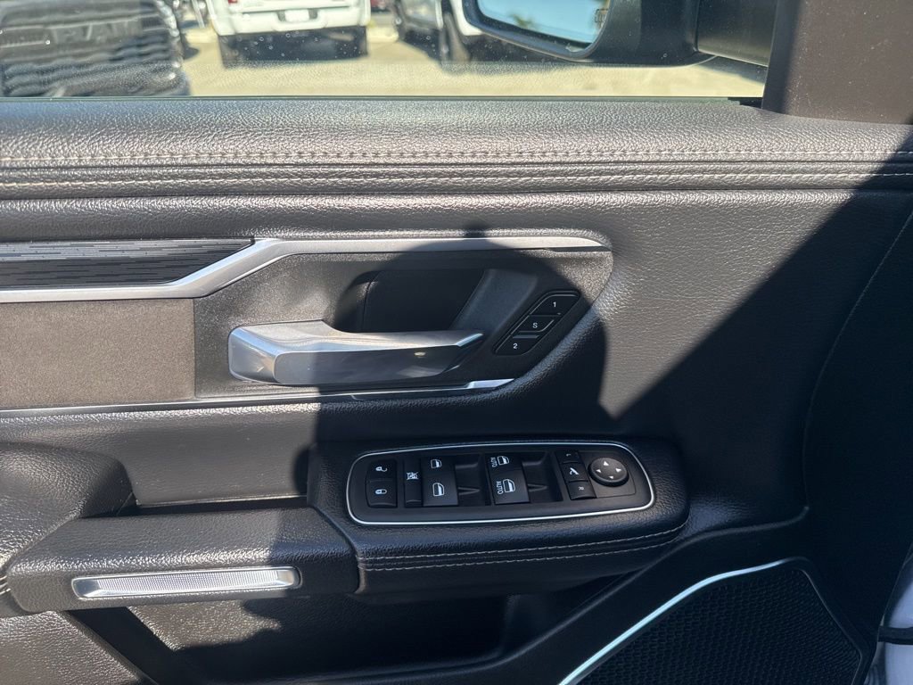 Used 2024 RAM 1500 Laramie image 14