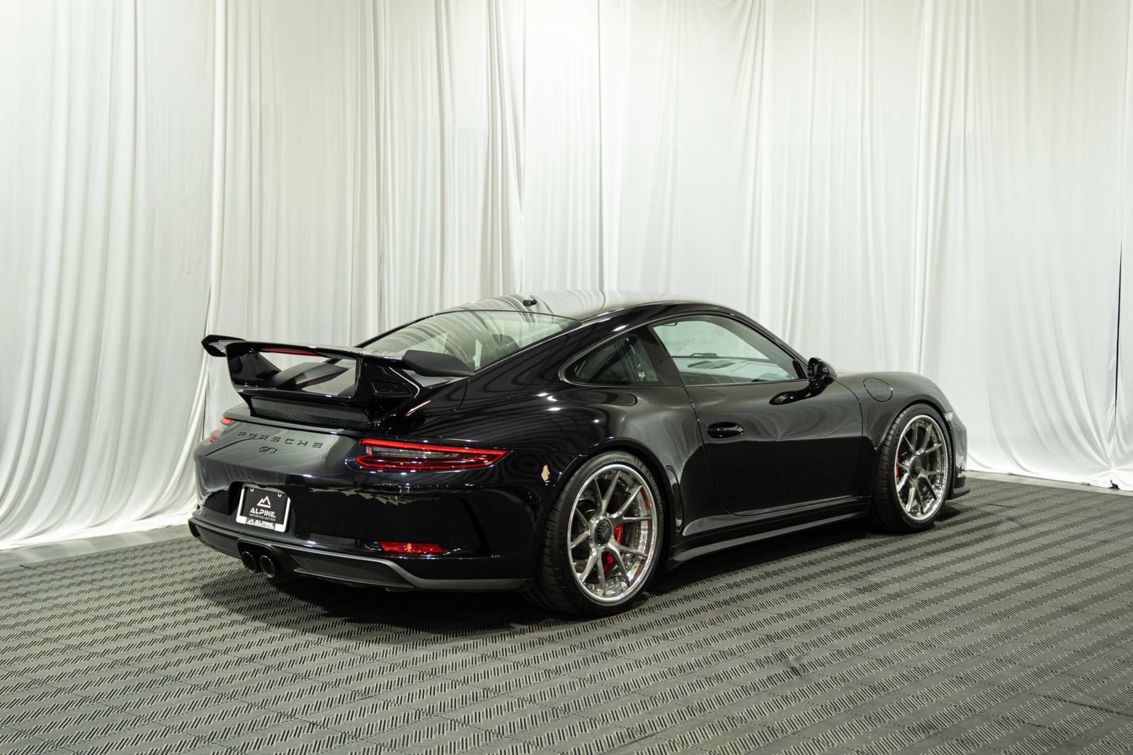 Used 2018 Porsche 911 GT3 RWD image 4