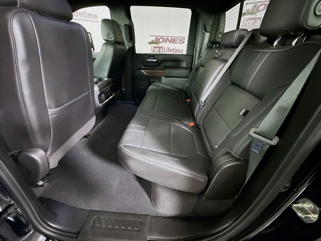 Used 2020 Chevrolet Silverado 3500 High Country w/ Technology Package AWD/4WD image 29