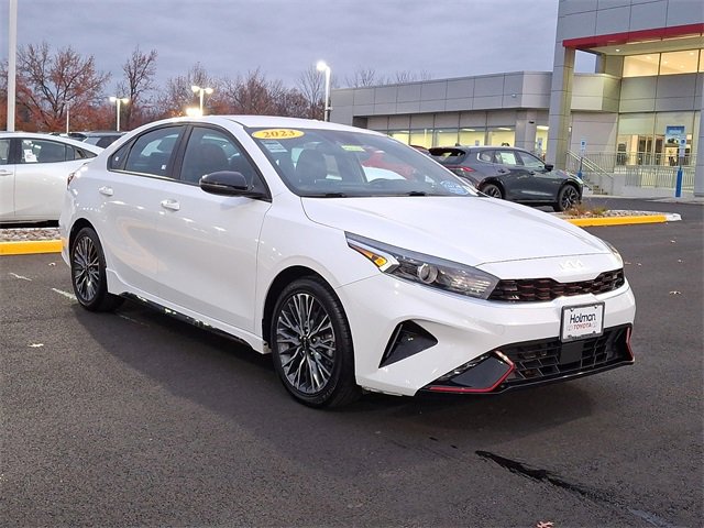 Used 2023 Kia Forte GT-Line w/ GT-Line Technology Package image 2