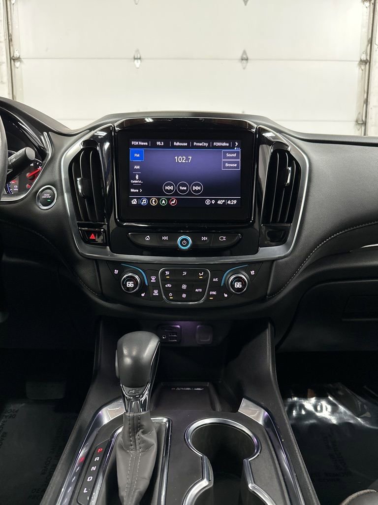 Used 2022 Chevrolet Traverse High Country AWD/4WD image 23