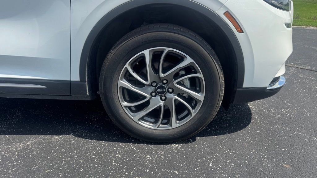 Used 2022 Lincoln Corsair FWD w/ Equipment Group 101A image 28