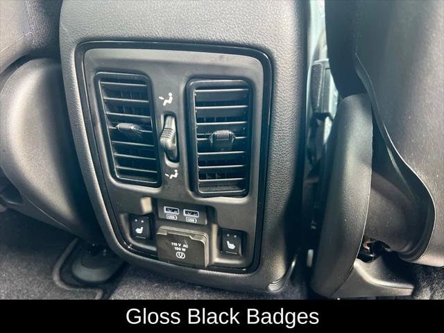 Certified 2024 Dodge Durango R/T RWD image 17