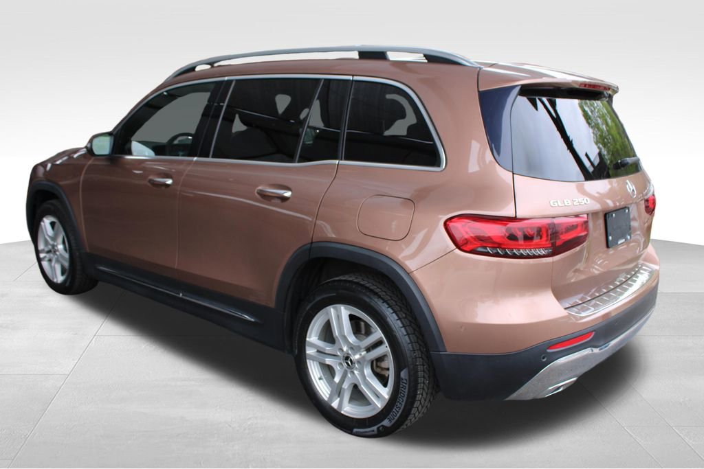 Used 2022 Mercedes-Benz GLB 250 4MATIC image 13