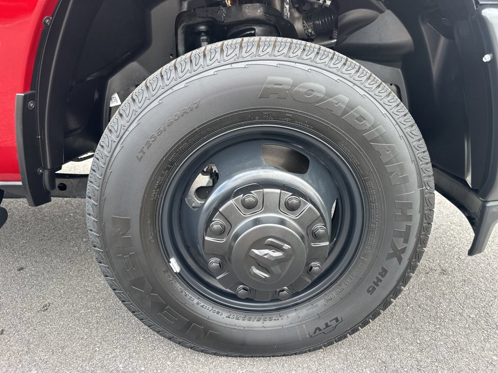 New 2026 RAM 3500 Tradesman AWD/4WD image 14