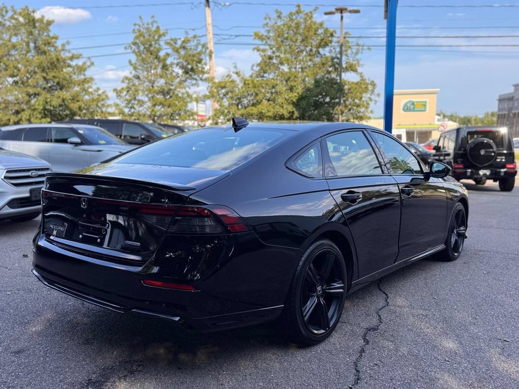 Used 2024 Honda Accord Sport image 6