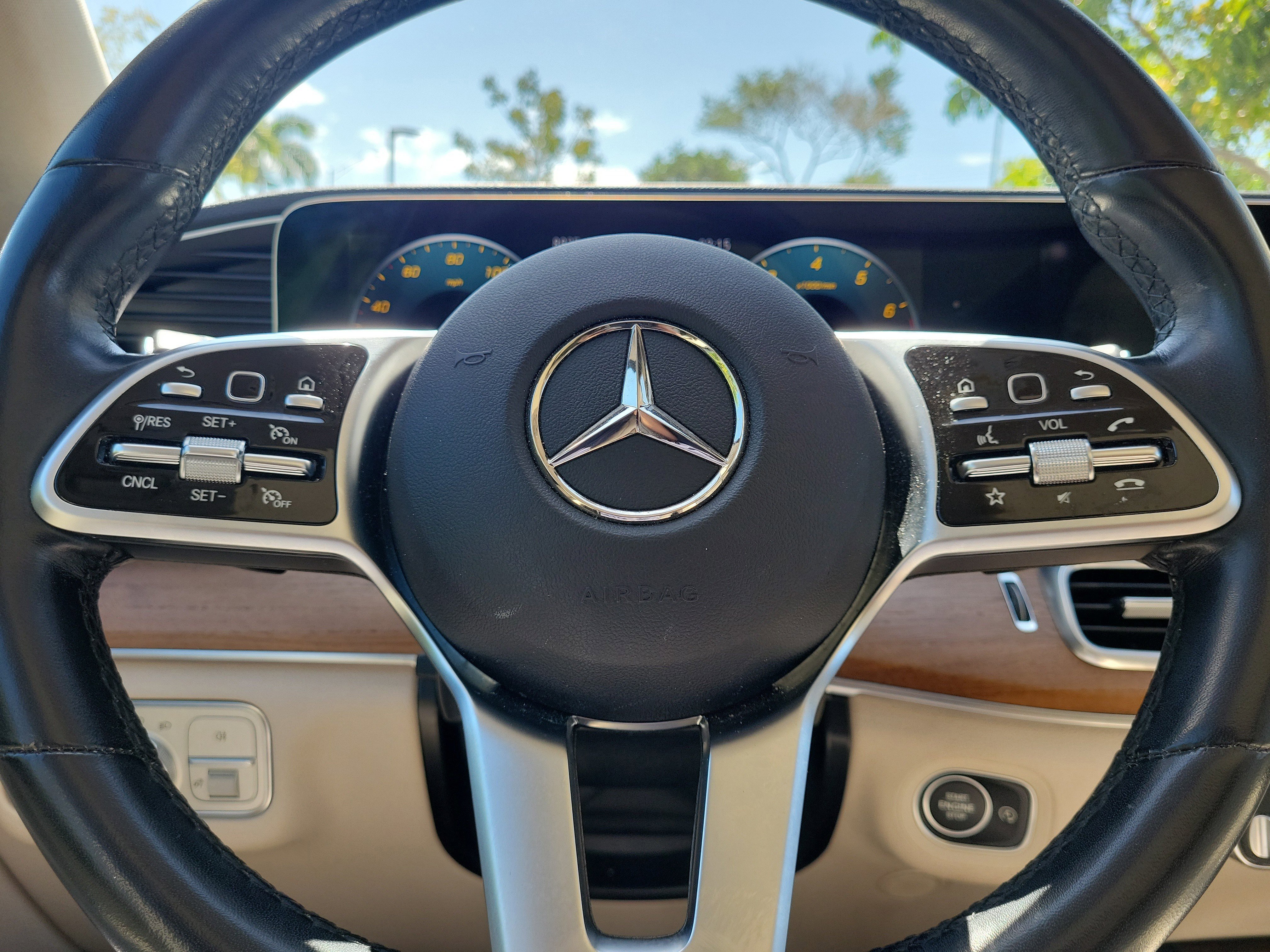 Used 2023 Mercedes-Benz GLE 350 4MATIC image 22