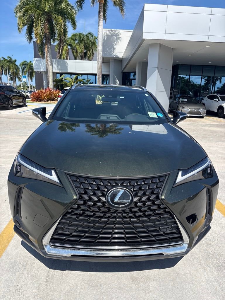 Certified 2024 Lexus UX 250h FWD image 5