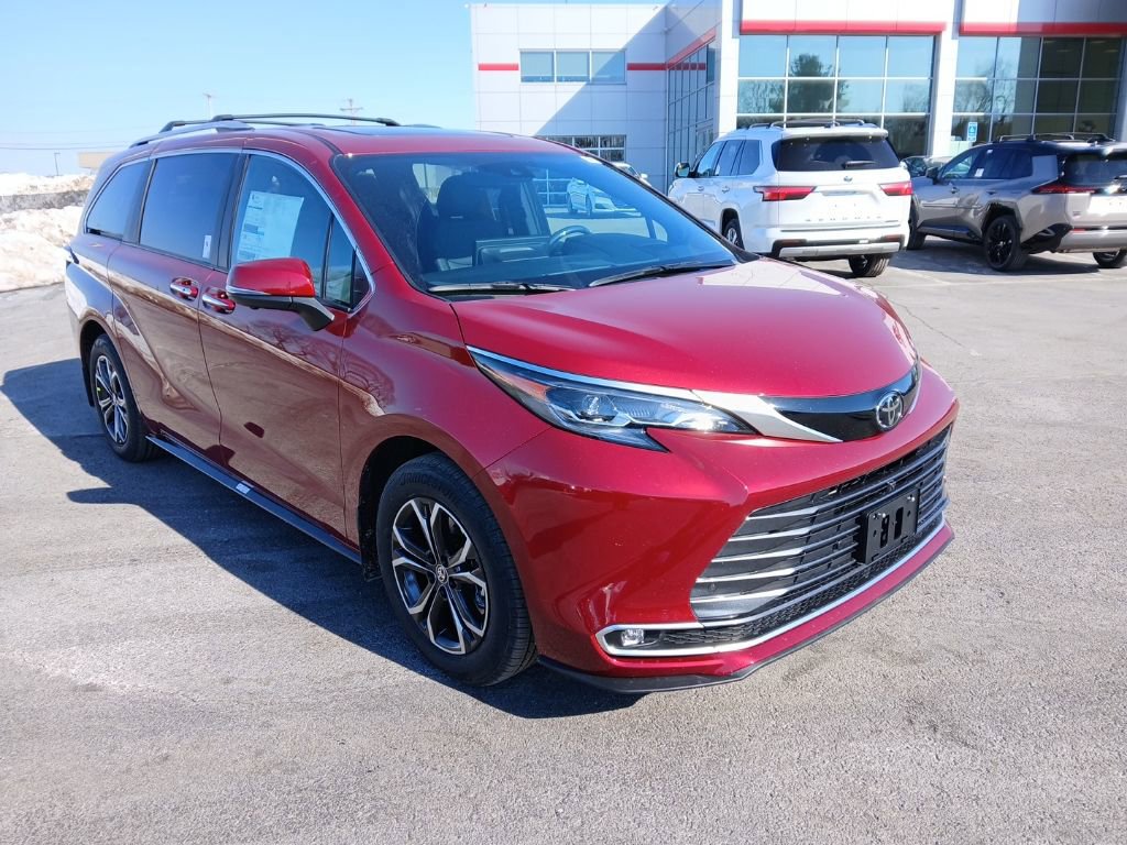 New 2026 Toyota Sienna Platinum