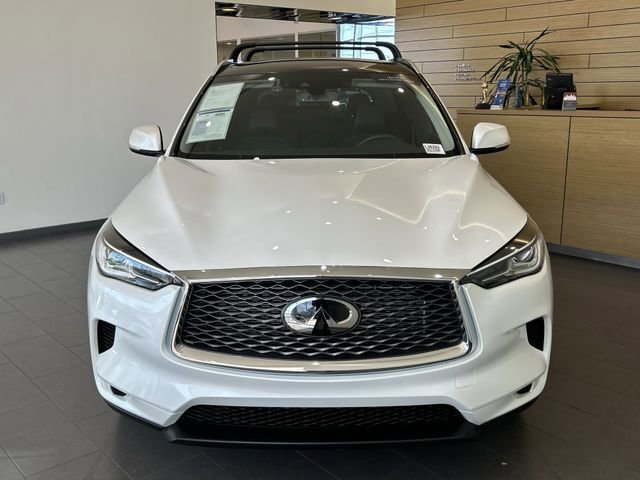 Certified 2025 INFINITI QX50 Luxe AWD/4WD image 3