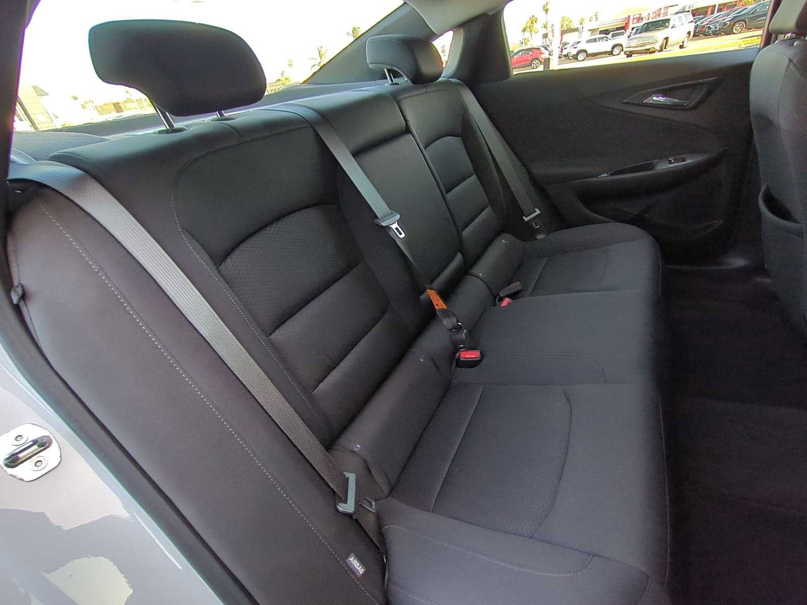 Used 2020 Chevrolet Malibu LT image 25