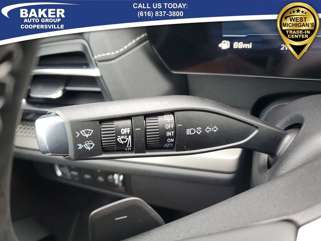 New 2026 Chevrolet Traverse LT w/ Driver Confidence Package AWD/4WD image 28