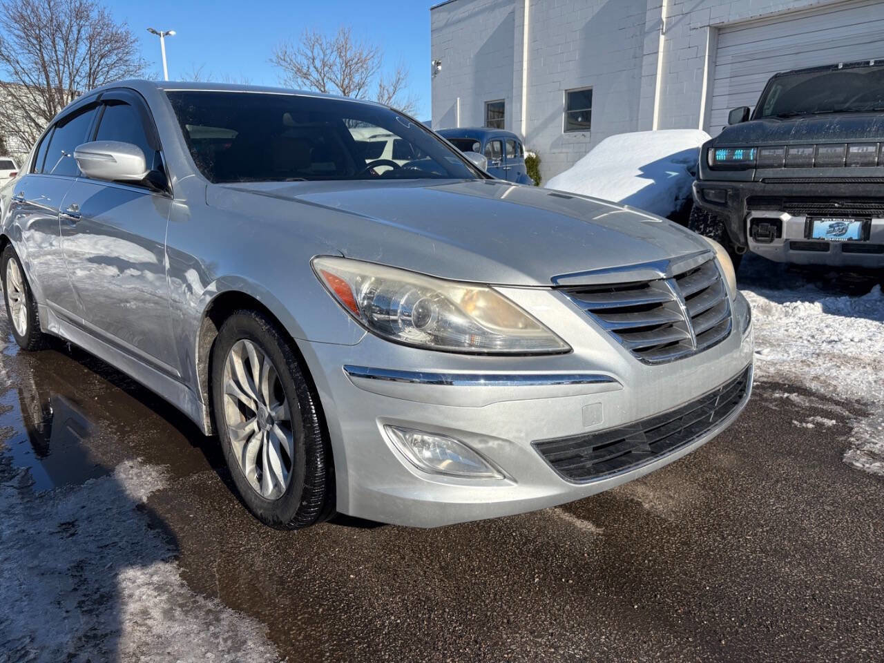 Used 2012 Hyundai Genesis 3.8 image 1