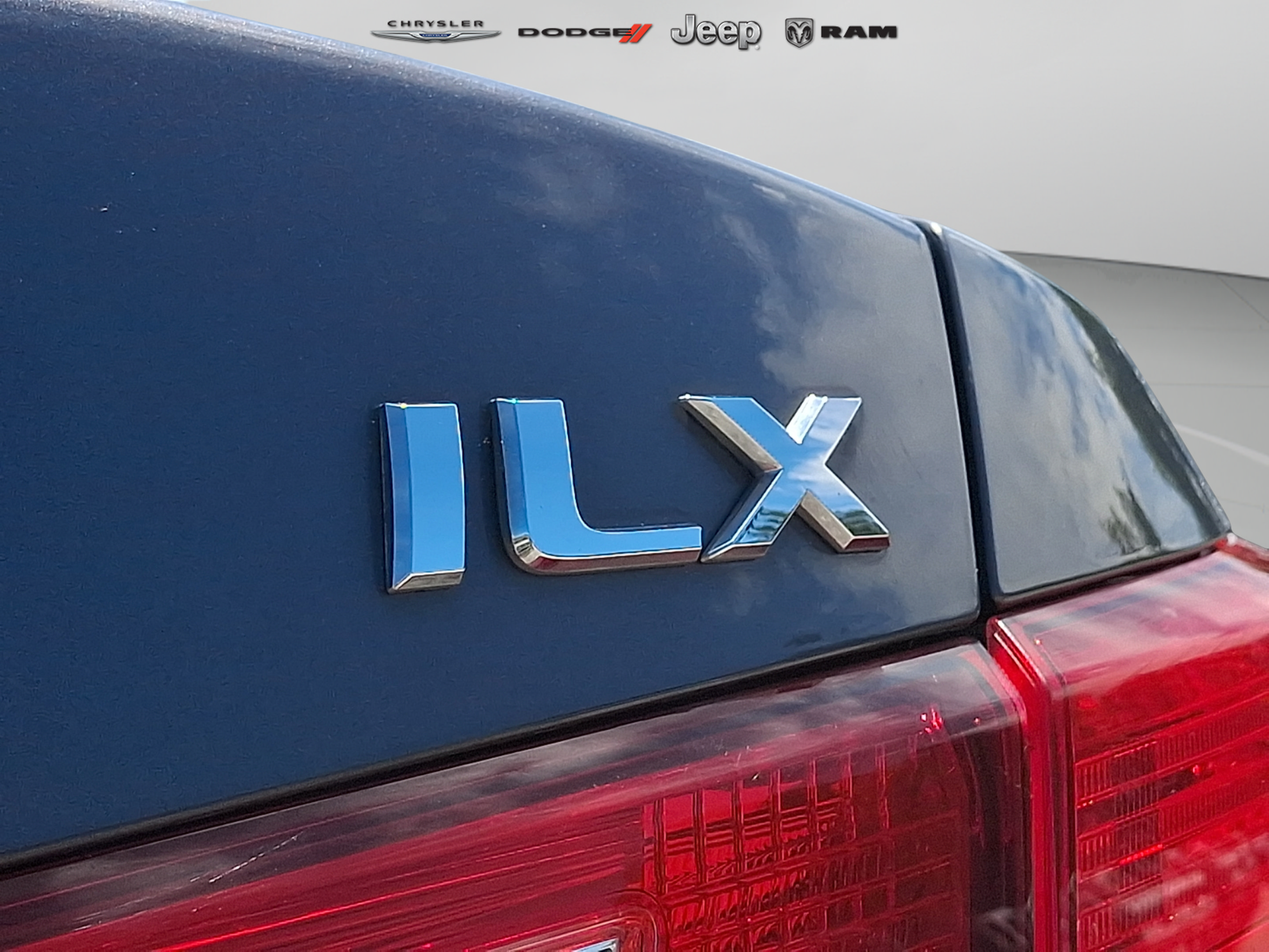 Used 2015 Acura ILX FWD image 30