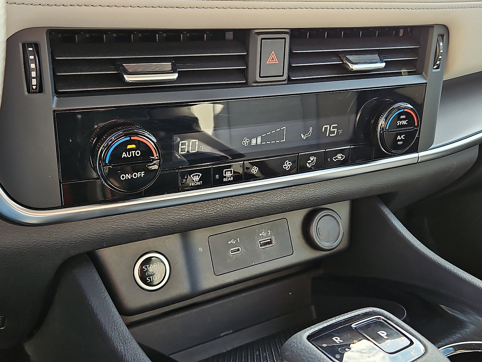 Certified 2023 Nissan Rogue SV image 15