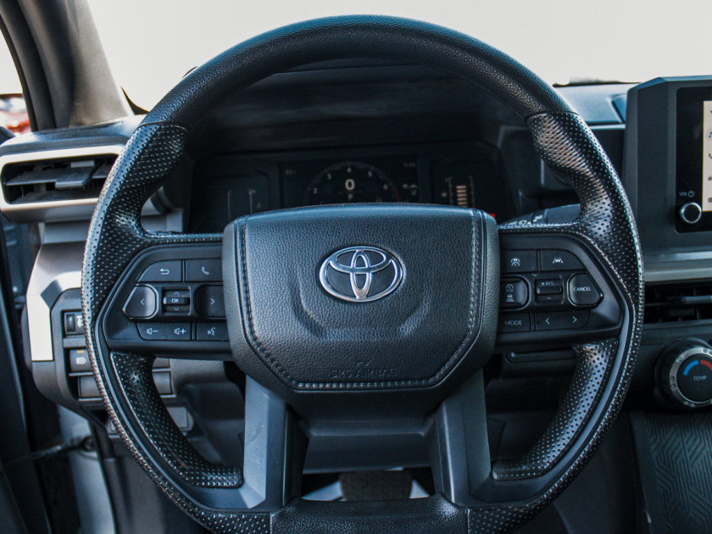 Used 2024 Toyota Tacoma SR5 AWD/4WD image 10