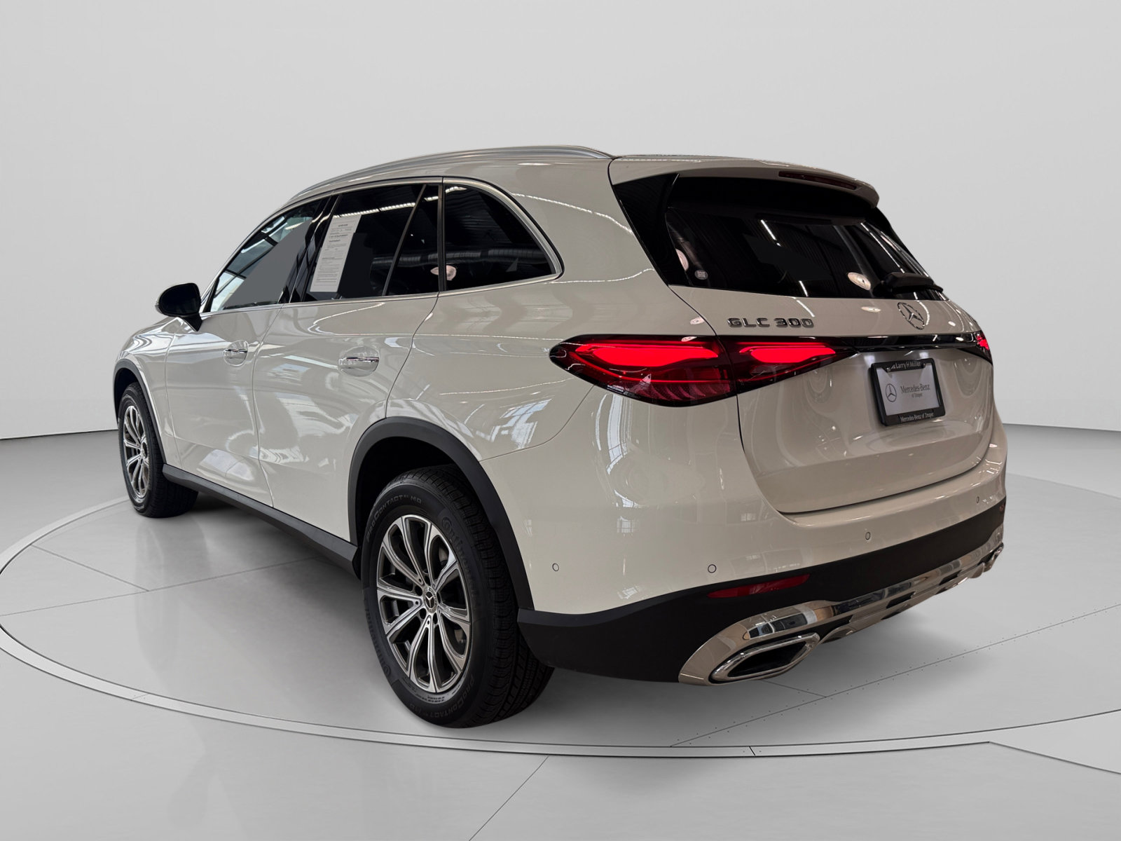 Certified 2026 Mercedes-Benz GLC 300 4MATIC image 3