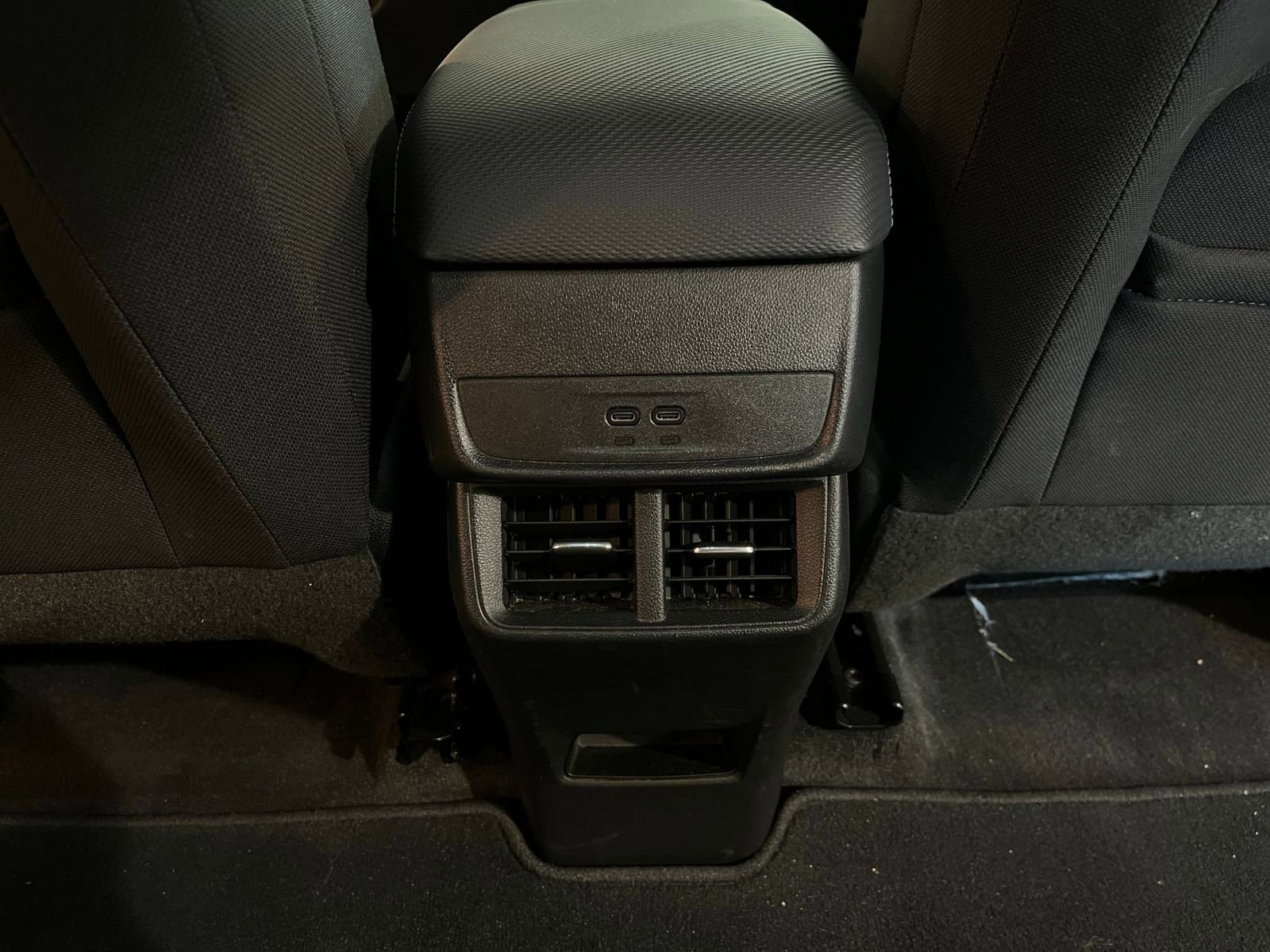 Used 2025 Chevrolet Equinox LT FWD image 23