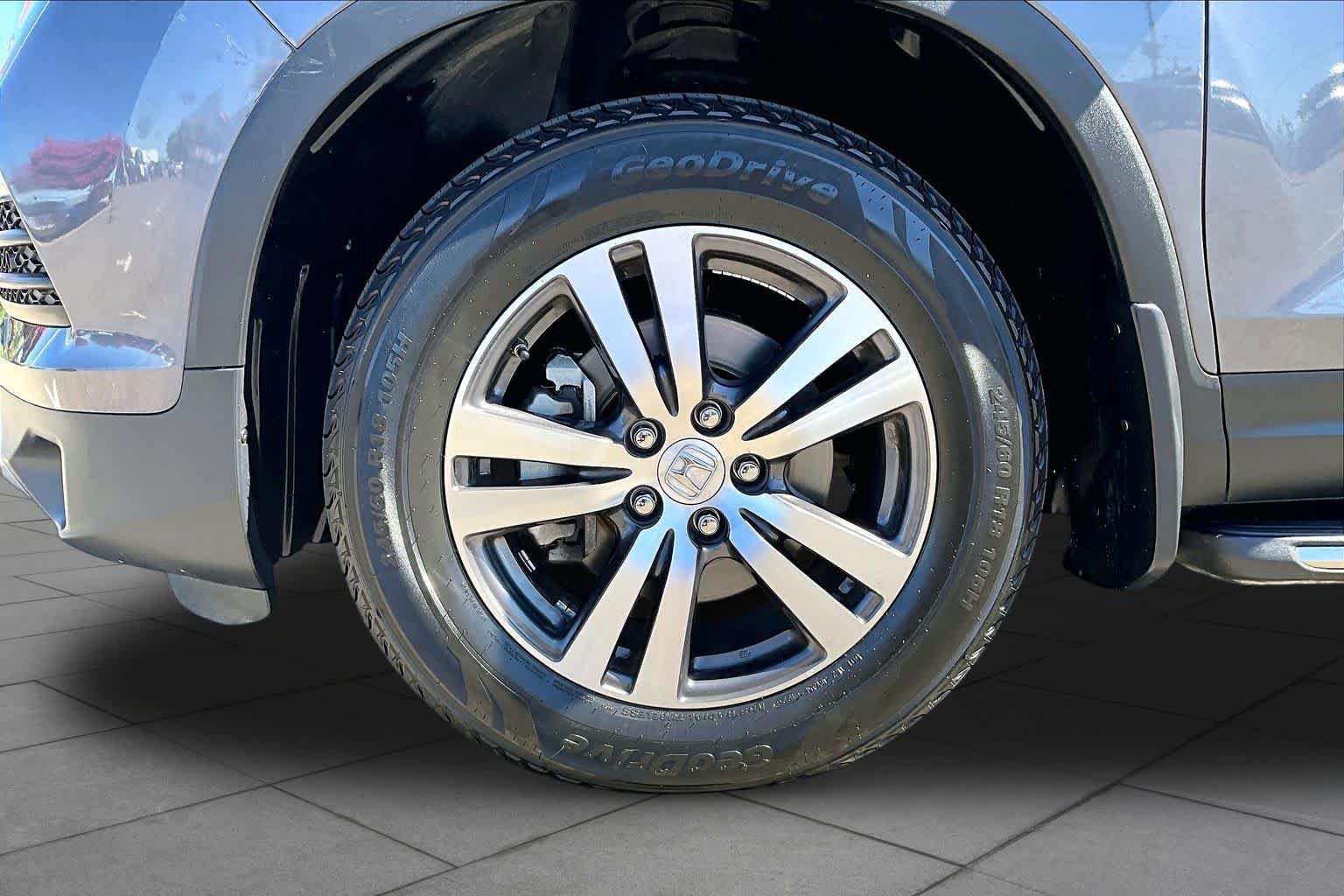 Used 2018 Honda Pilot EX-L image 10