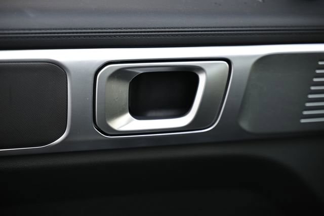 Used 2024 Hyundai Santa Fe SE image 16