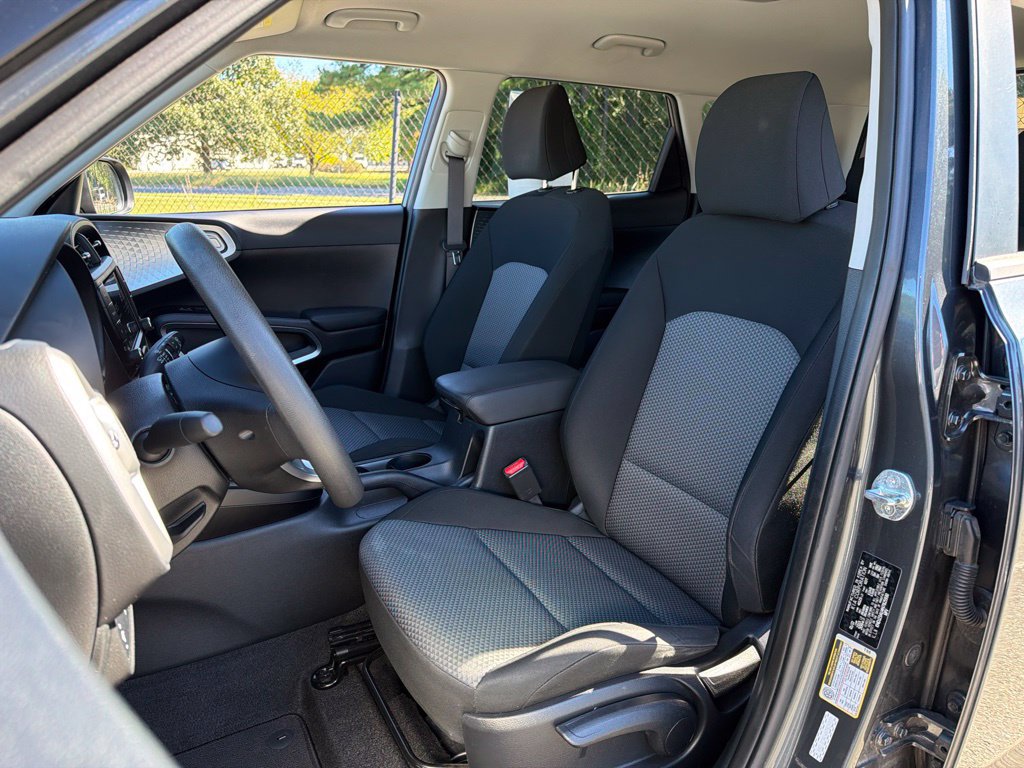 Used 2022 Kia Soul LX FWD image 17