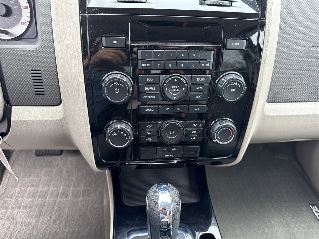 Used 2008 MAZDA Tribute i w/ Cargo Area Cover Pkg image 25