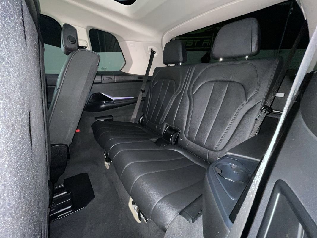 Used 2022 BMW X7 xDrive40i image 29