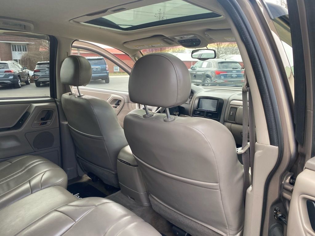Used 2002 Jeep Grand Cherokee Laredo image 22
