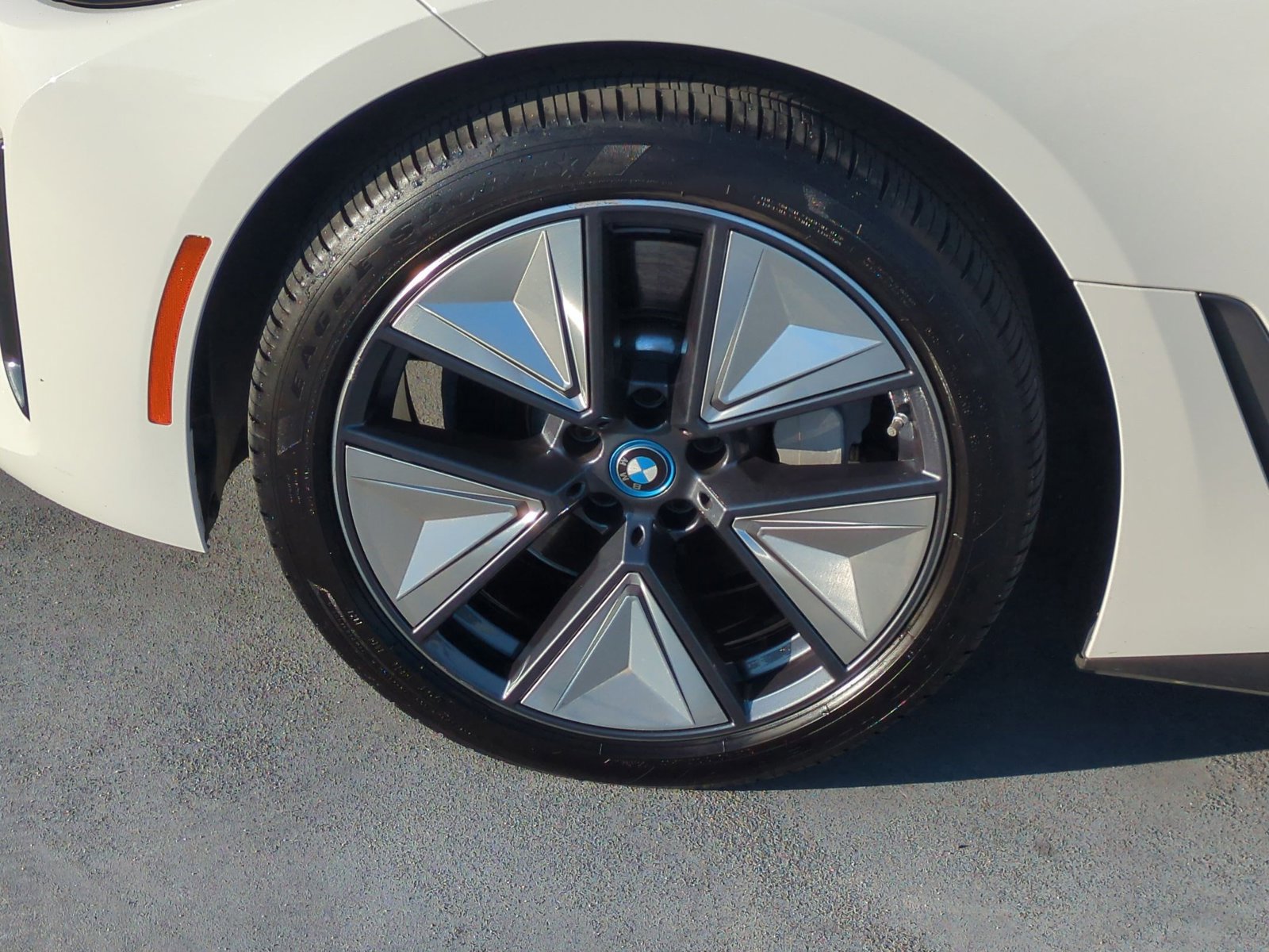 Certified 2023 BMW i4 eDrive35 w/ Premium Package RWD image 25