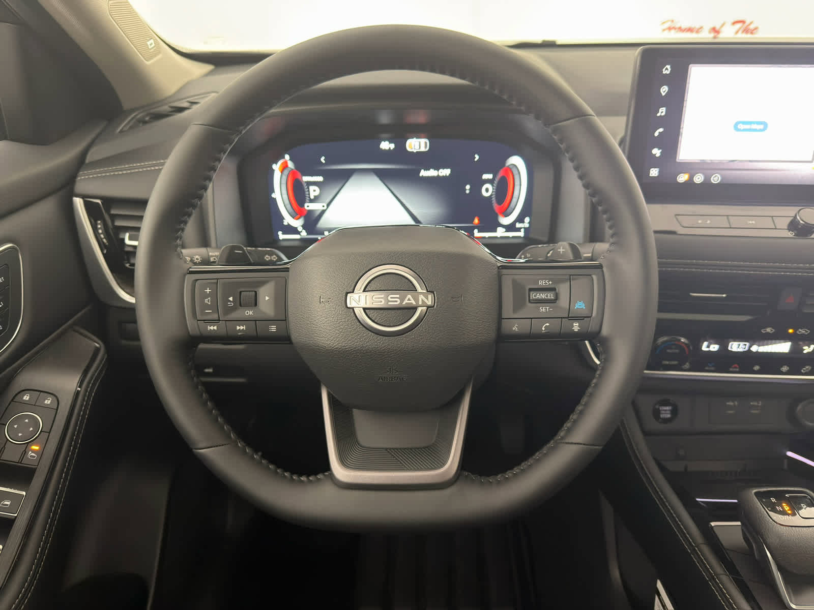 New 2026 Nissan Rogue Platinum w/ Platinum Premium Package image 16