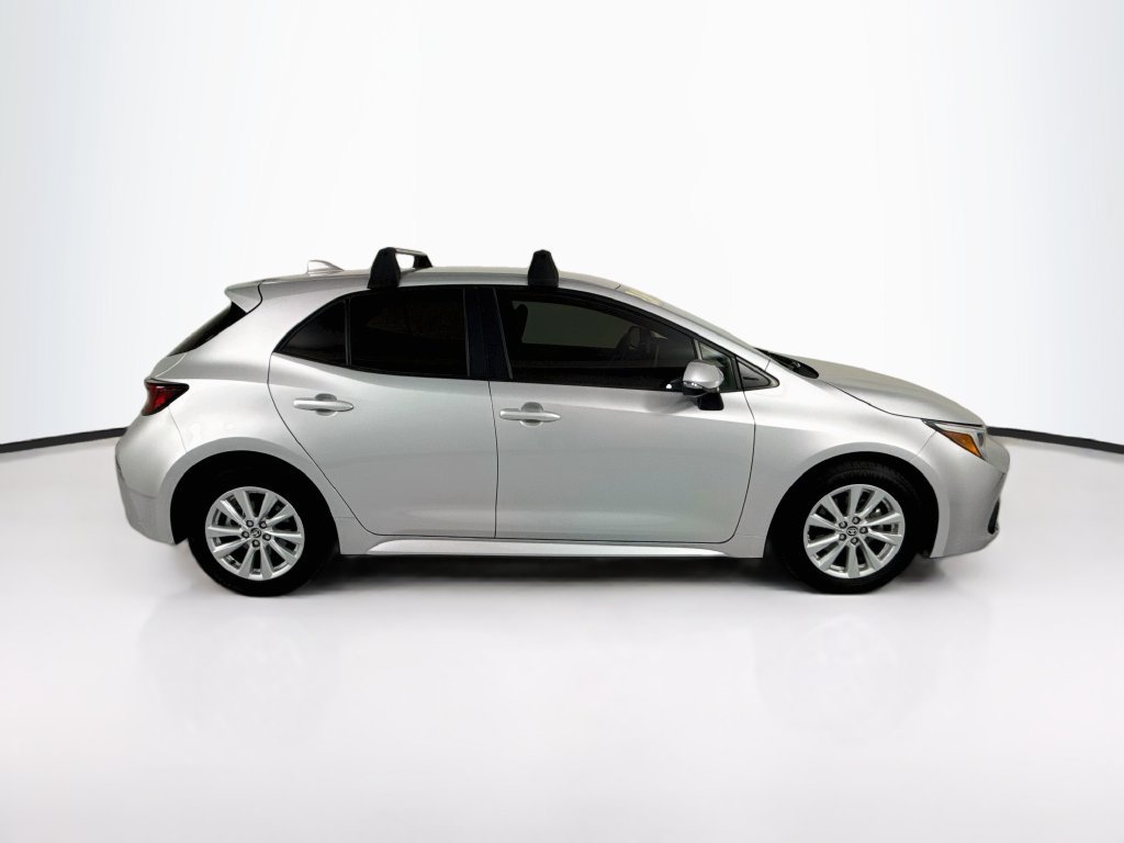 Used 2025 Toyota Corolla SE FWD image 4