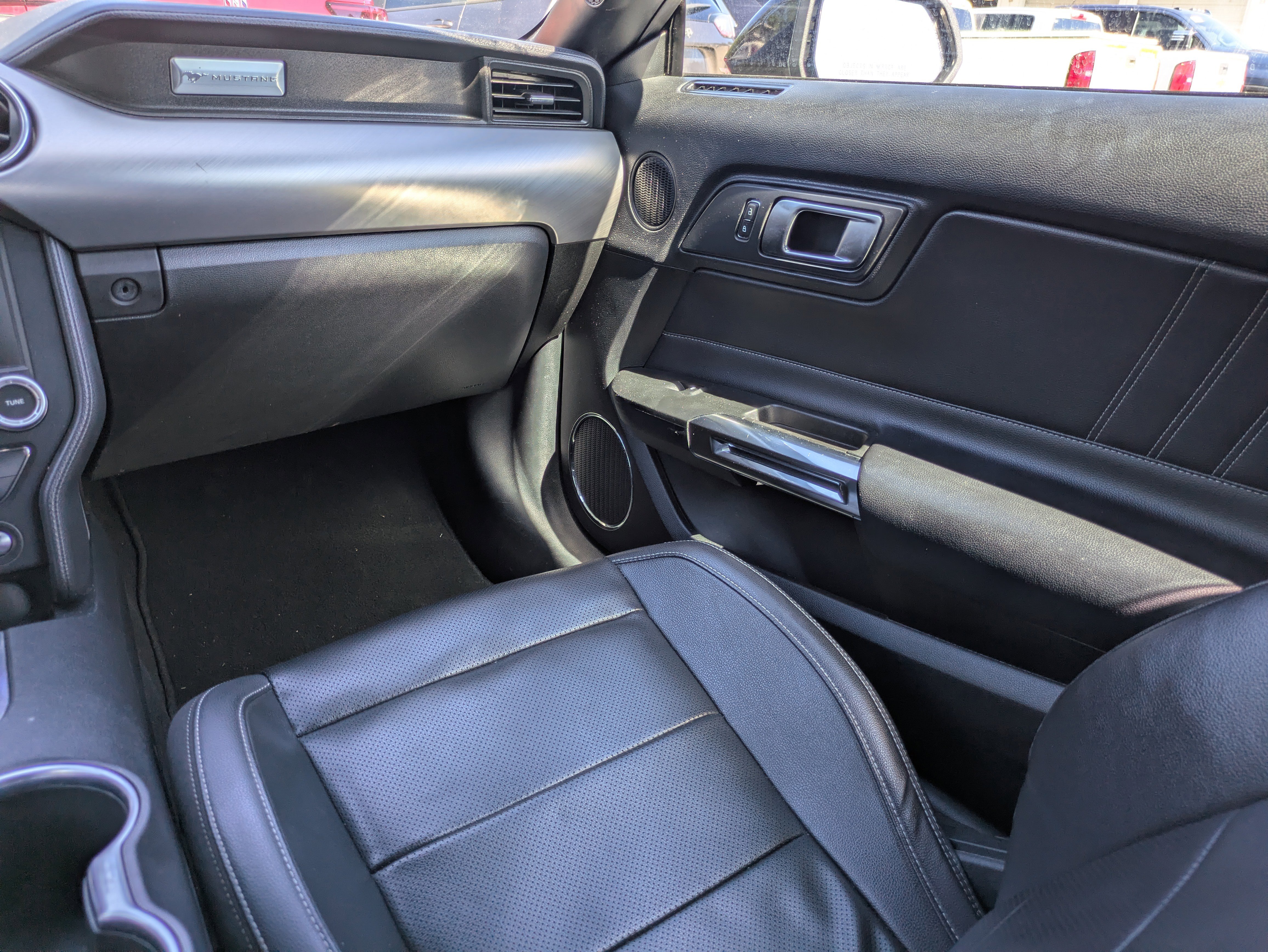 Used 2023 Ford Mustang Premium image 9