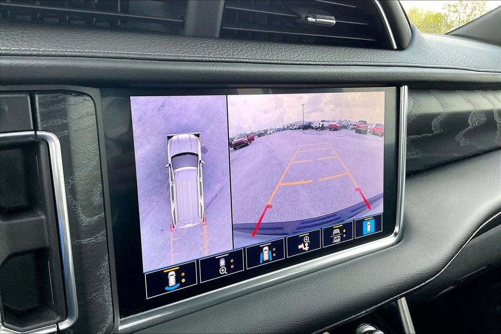 Used 2021 GMC Yukon Denali w/ Denali Ultimate Package image 13