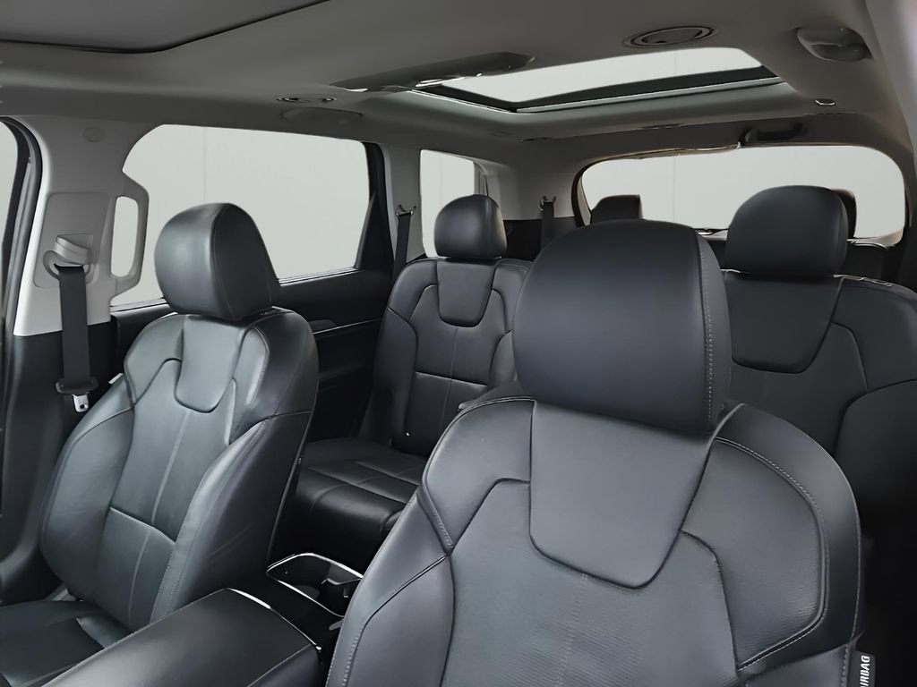 Used 2022 Kia Telluride SX image 10