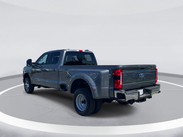 New 2026 Ford F350 XLT w/ XLT Premium Package AWD/4WD image 4