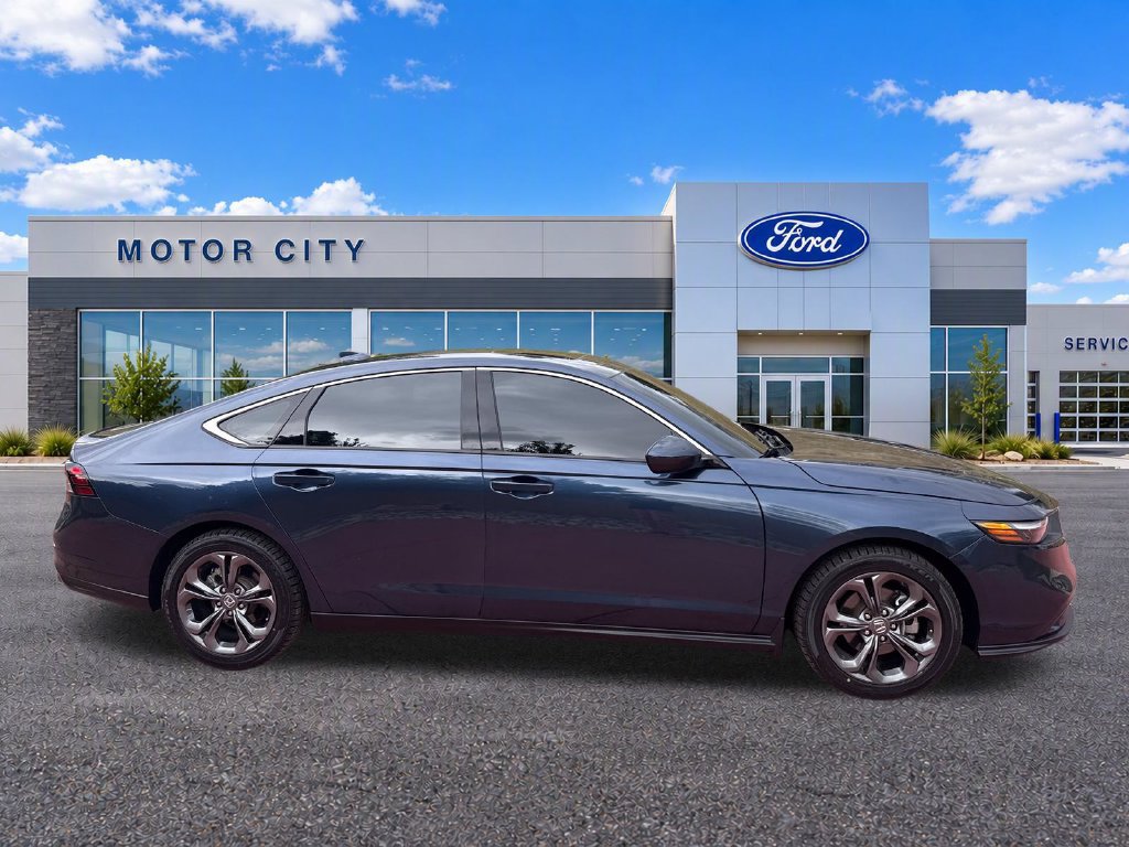 Used 2023 Honda Accord EX image 10