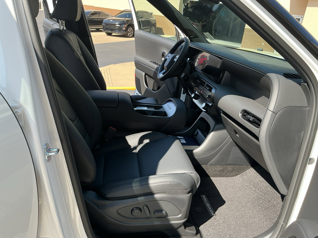 Certified 2026 Hyundai Palisade XRT Pro image 14