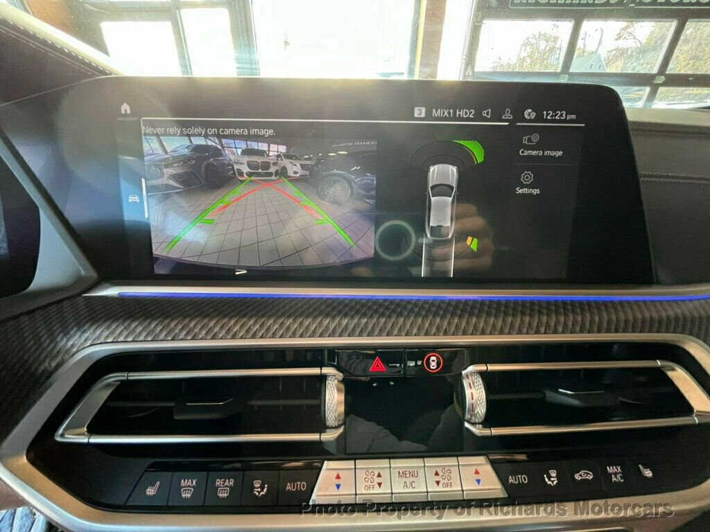 Used 2022 BMW X6 M image 33