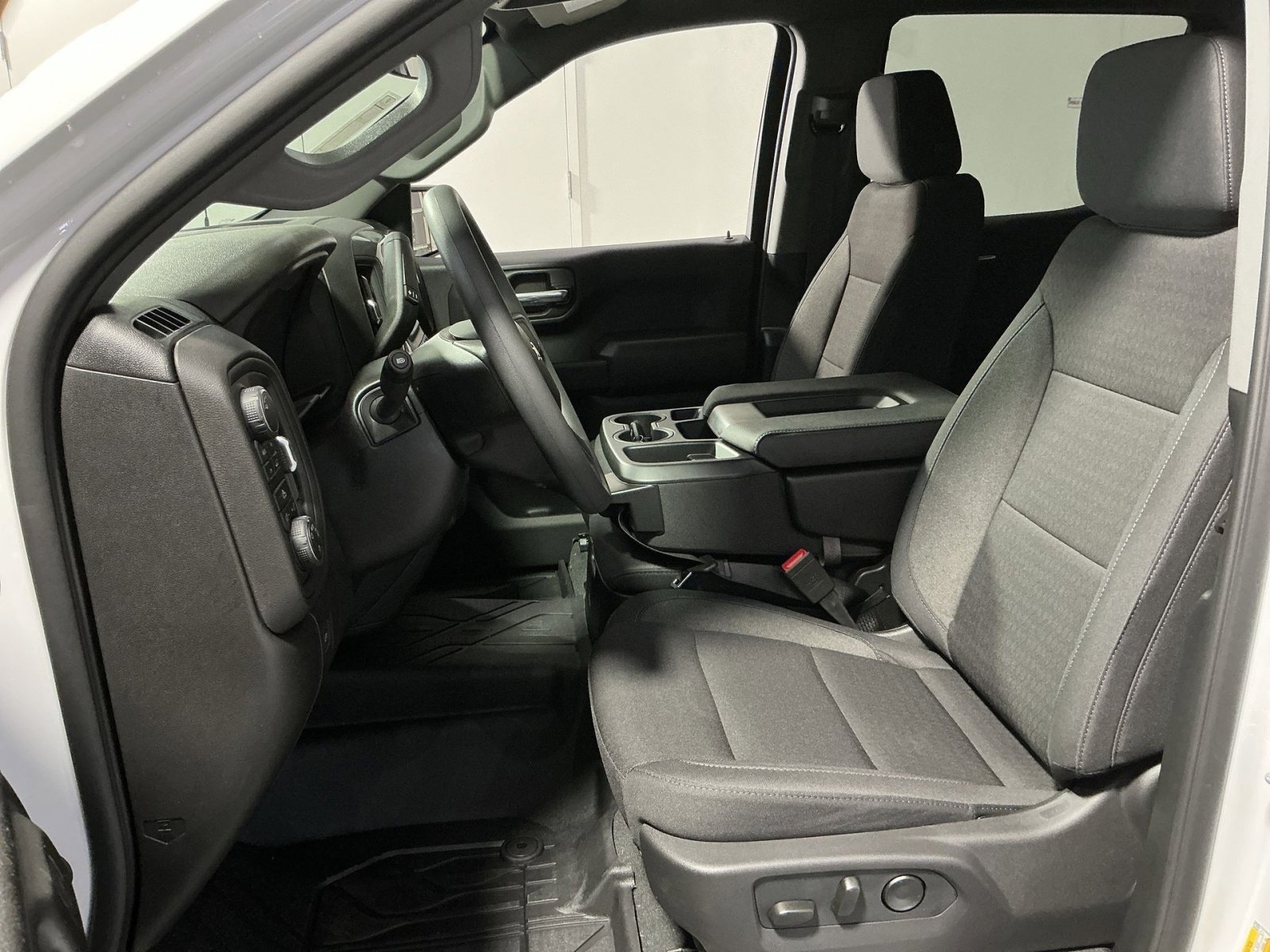 New 2026 Chevrolet Silverado 1500 Custom w/ Turbomax Blackout Package image 21