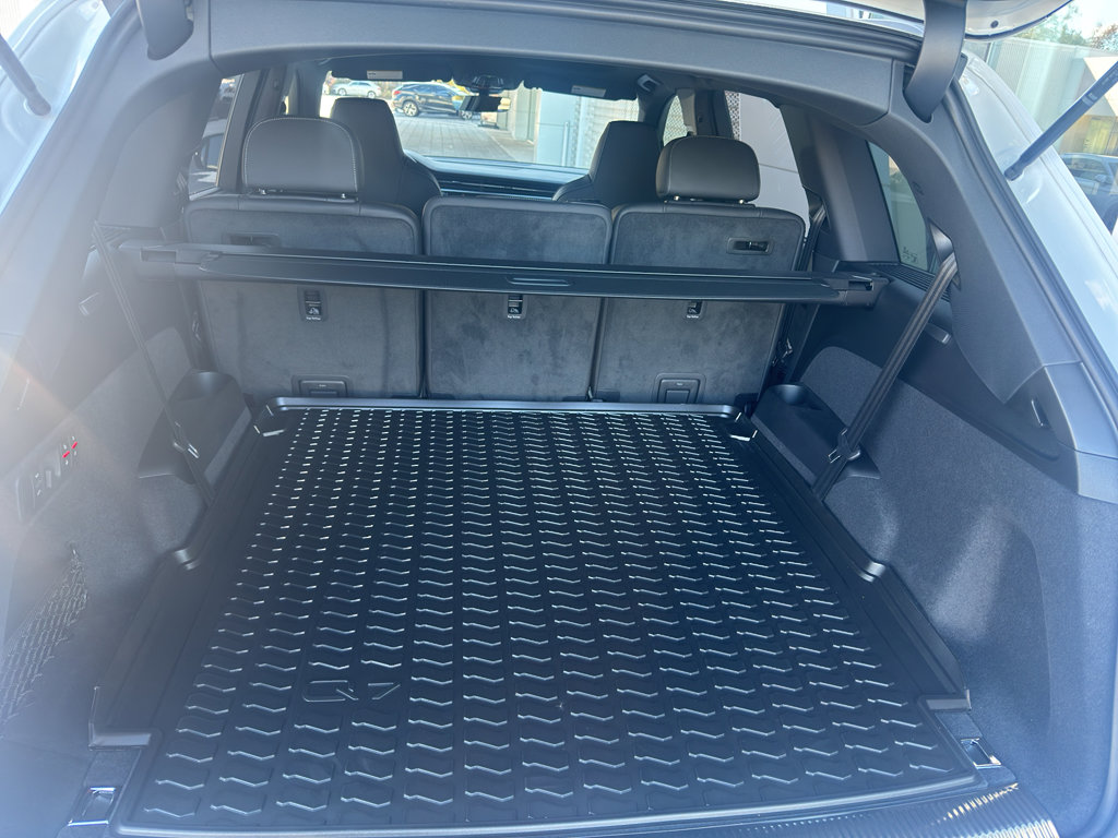 New 2026 Audi SQ7 Premium Plus image 23