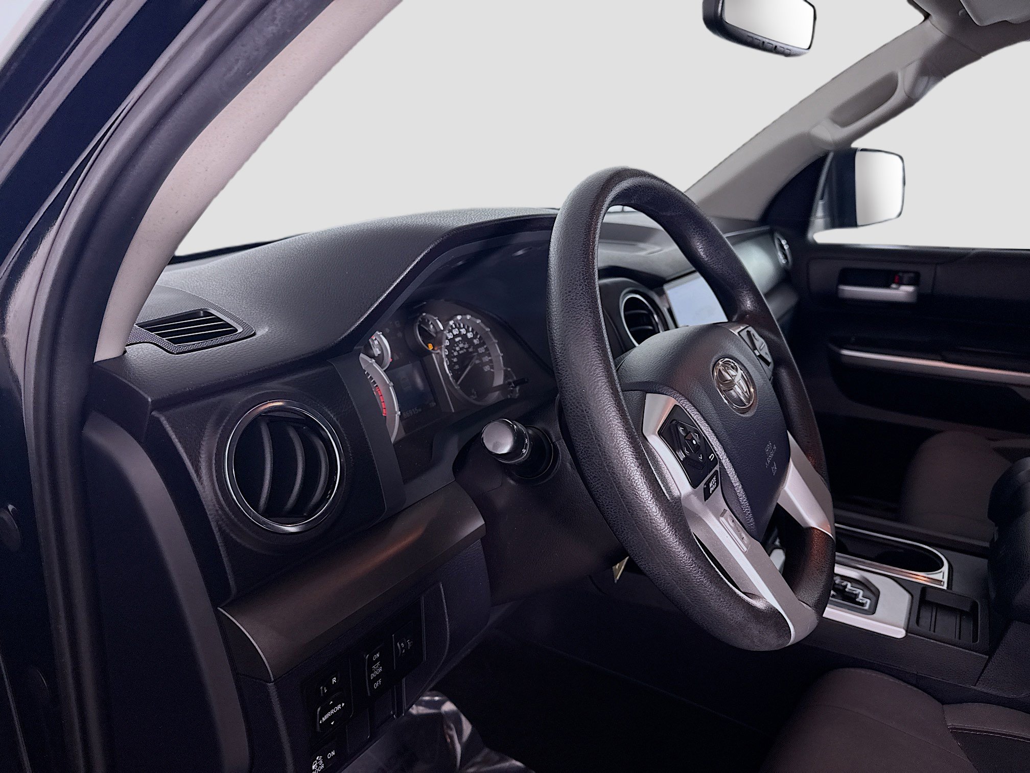 Used 2017 Toyota Tundra SR5 w/ SR5 Upgrade Package image 22